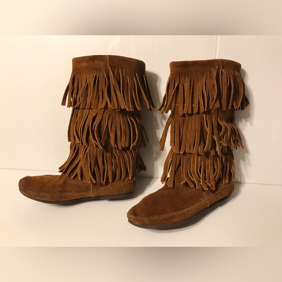 Moccasin brown suede layer tiered fringe boots women fits size 9 - Picture 2 of 11